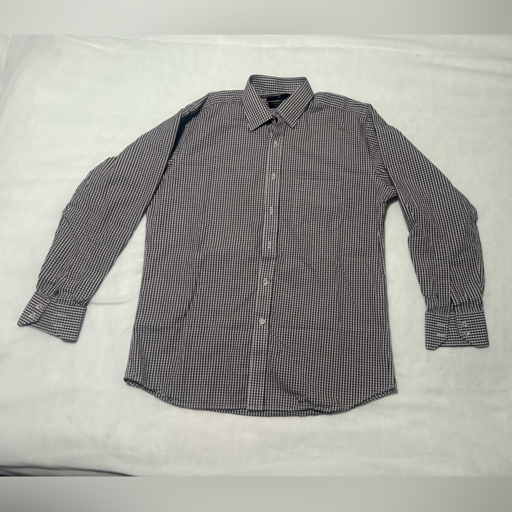 Men’s Brown Checkered collared button down long sleeve shirt